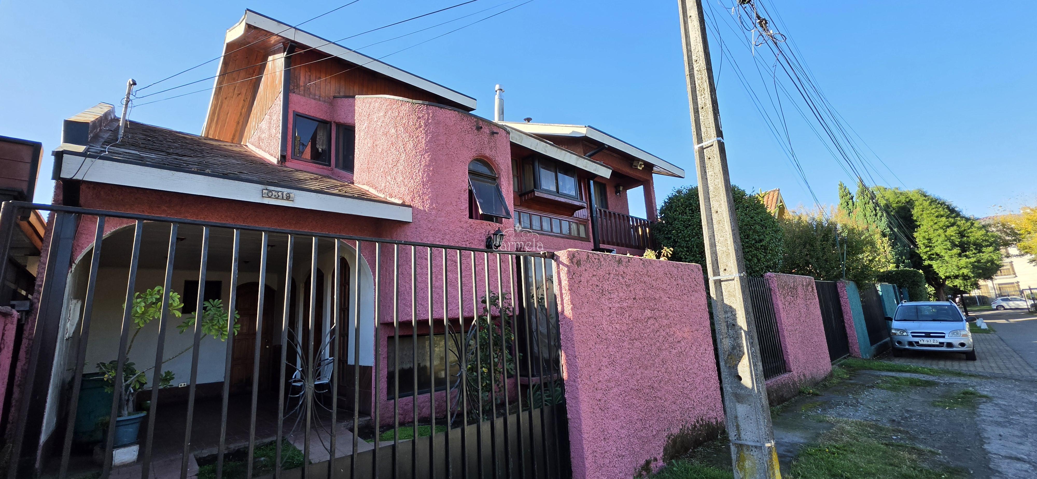 Gran casa en VENTA cercana a Hospital de Los Ángeles